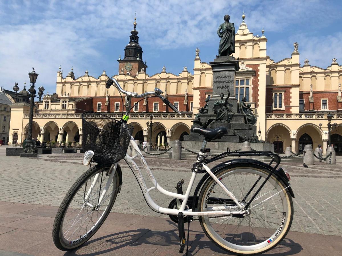 Jacuzzi & Bike Apartment, Cracovia Exterior foto