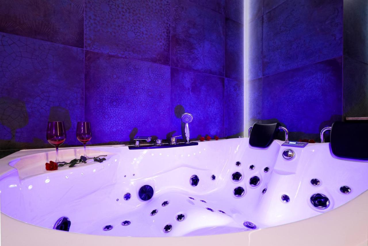 Jacuzzi & Bike Apartment, Cracovia Exterior foto