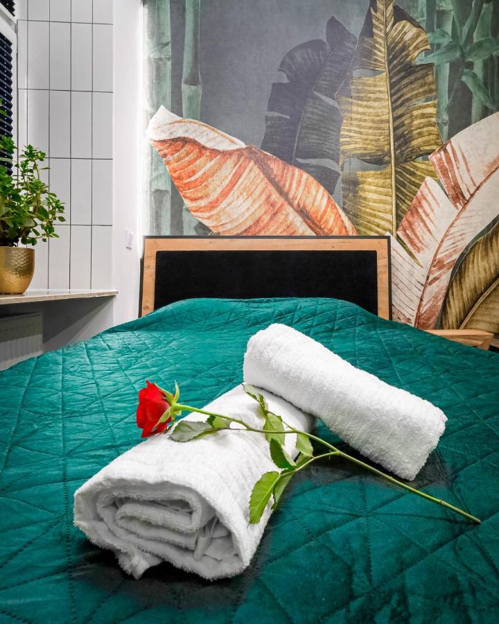 Jacuzzi & Bike Apartment, Cracovia Exterior foto
