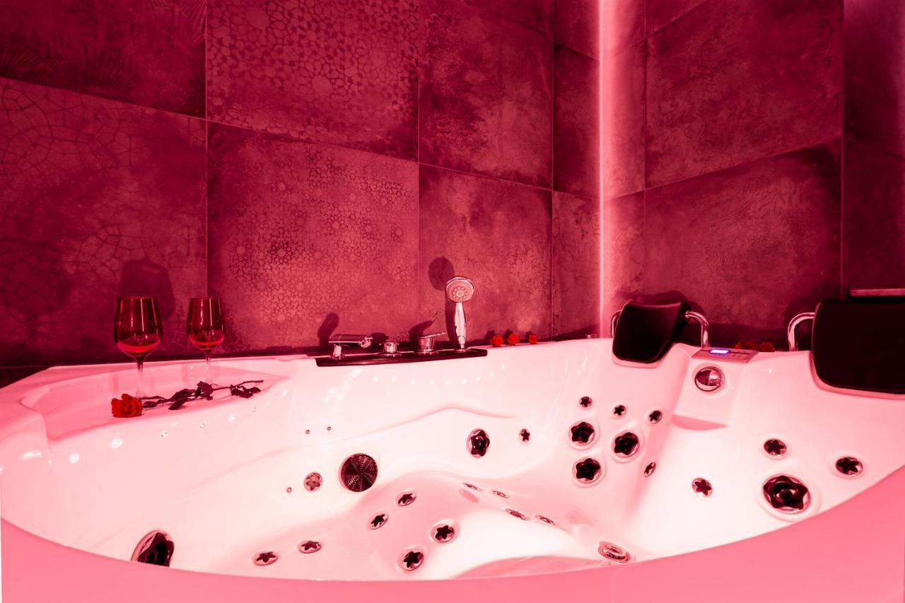 Jacuzzi & Bike Apartment, Cracovia Exterior foto